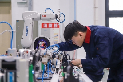 高職院校聚焦賽教融合 強化技術(shù)技能人才培養(yǎng)